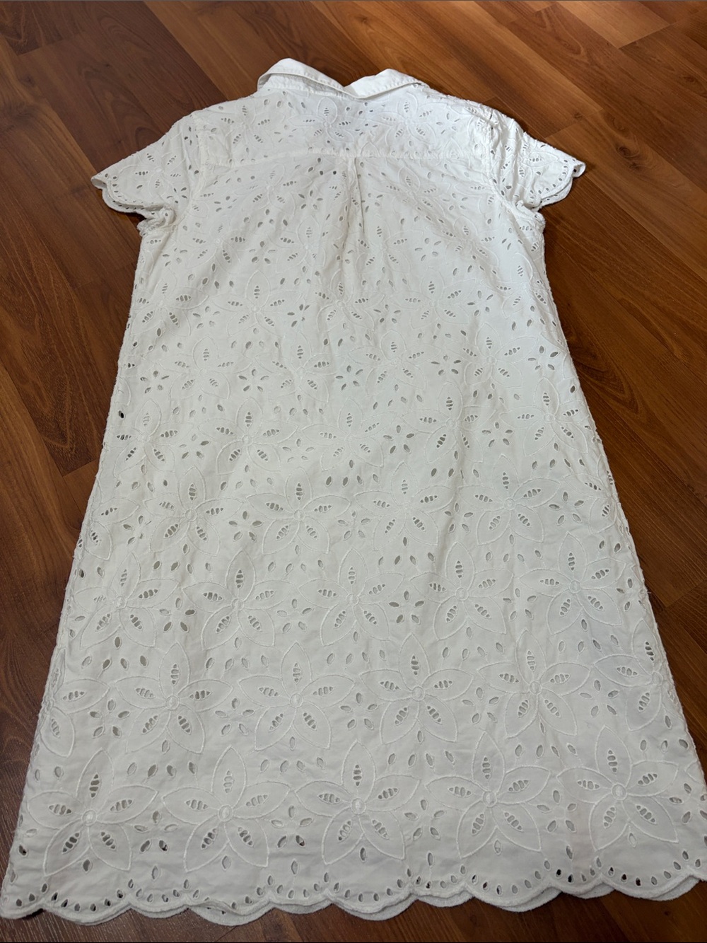 VINEYARD VINES MARGO WHITE EYELET CAP SLEEVE POLO DRESS WOMENS SZ 6 - Picture 2 of 8